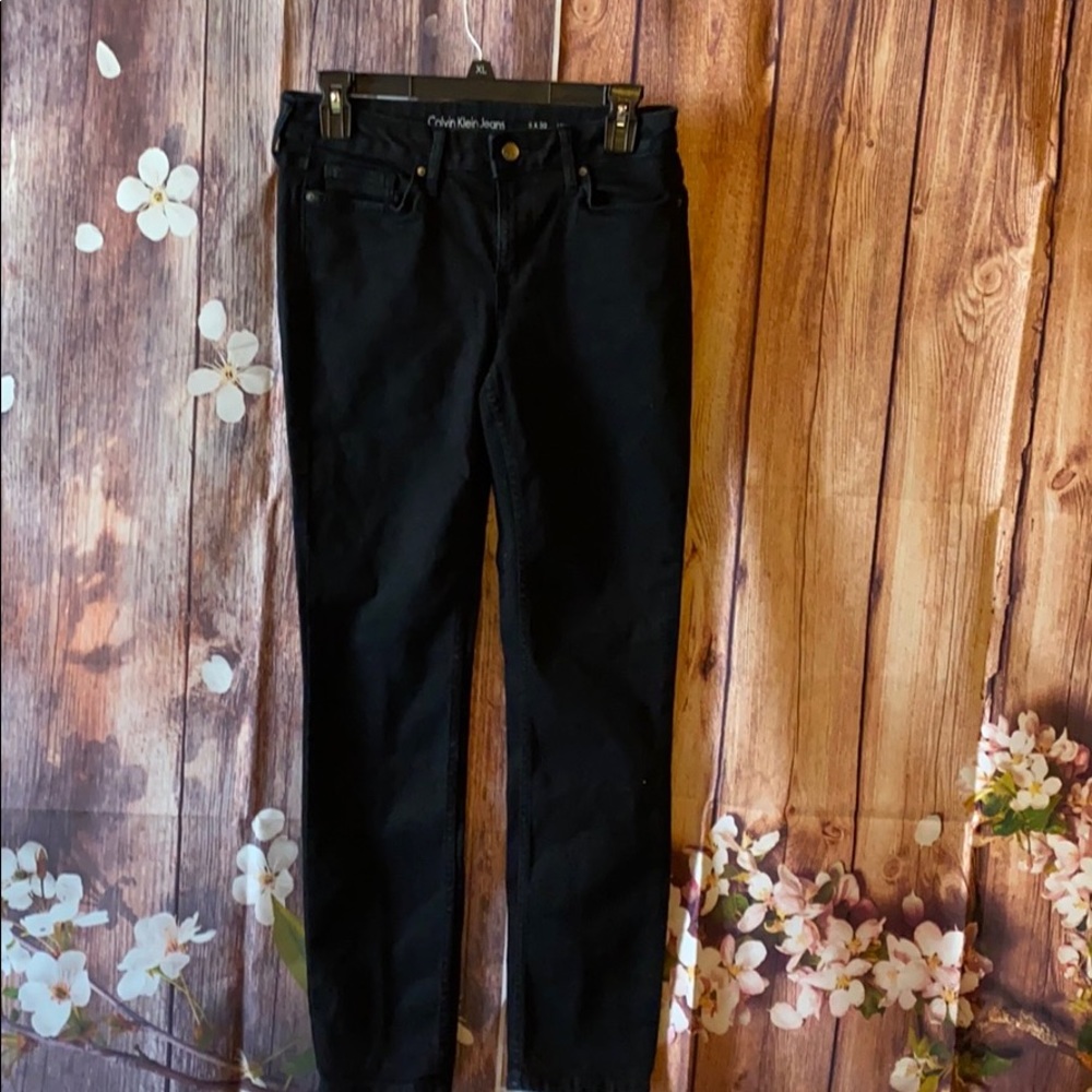 Calvin Klein black skinny jeans size 8X30